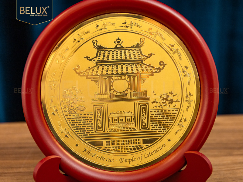 Mặt đĩa ăn mòn Khuê Văn Các bằng đồng